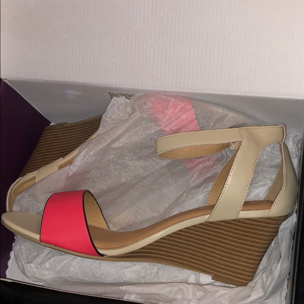 Wedge sandal